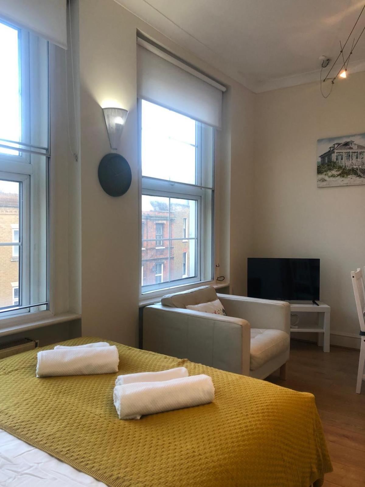 Bright And Cozy Entire Flat Near Euston Station And Ucl Hospital Londres Exterior foto